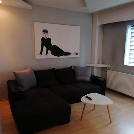 Ariana Apartment By EasyBukarest Kültér fotó